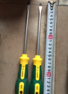 Tô vít 1 đầu thân 6mm