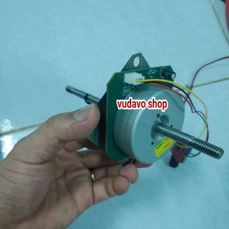 Động cơ không chổi than 12 24v Nidec Nhật Bản BLDC Brushless