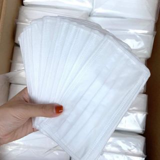 Khẩu trang yt  hộp 50c
