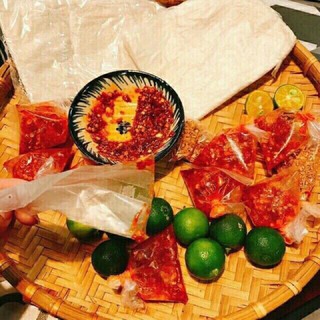 Bánh tráng phơi sương chấm ớt rim mật ong siêu cay - Ăn Vặt Ốc Nè