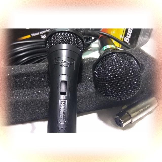 HOT Mic karaoke Arirang có dây gắn loa kéo, loa bluetooth, amply, âm thanh tốt OP20040 sieu ben