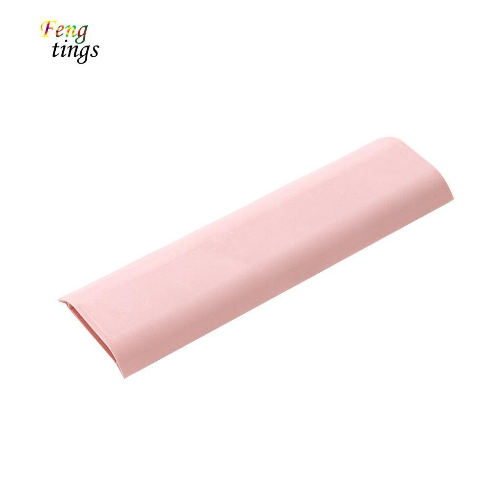 Kẹp giữ dây cáp dán tường tiện lợi