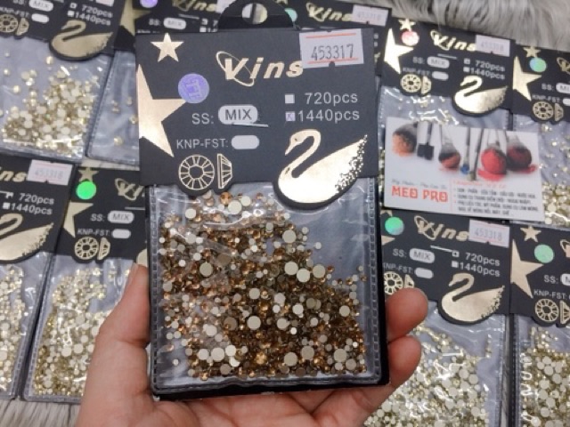 Đá gắn móng vins mix size đủ màu