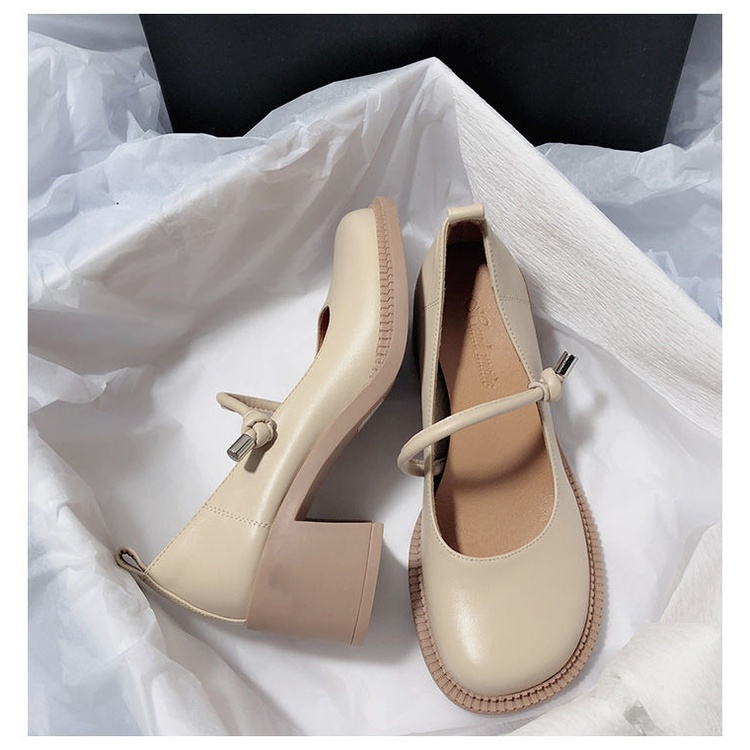 Giày Cao Gót Mũi Tròn Chất Liệu Da Mềm Phong Cách Retro