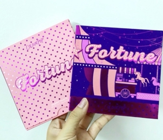 Phấn mắt Colourpop Fortune