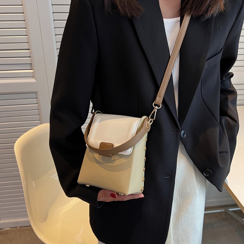 Ielgy Túi Yên Ngựa Có Thể Điều Chỉnh Màu Sắc Phong Cách niche Cho Nữ