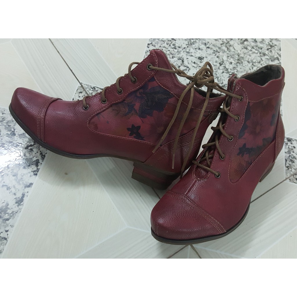 Ankle boots