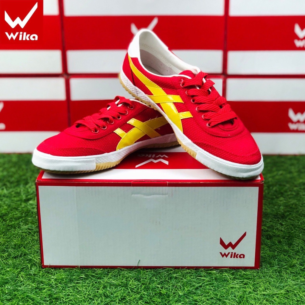 Giày Đá Bóng Wika Bata Ultra 2.2 Chính Hãng, Cấu Tạo Bằng Vải Dệt Flyknit, Đế Cao Su Độ Bấm Tốt 2020-10