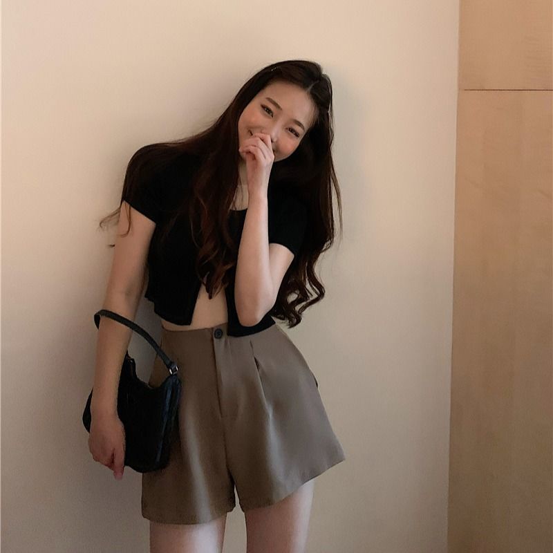 [LININ] Quần Short Ống Rộng Lưng Cao Màu Đen Thời Trang Xuân Hè Cho Nữ