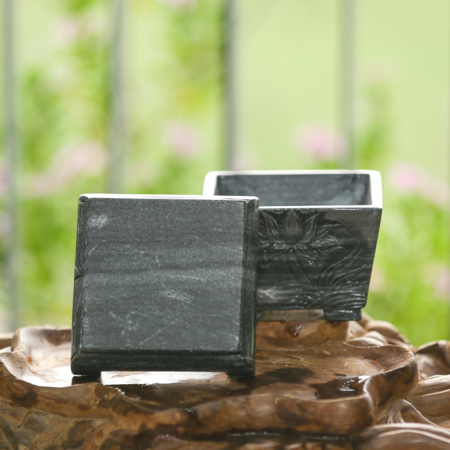 Chậu đá đen hình vuông đục tay Bông Hoa Sen trồng bonsai mini, KT: 12,5x12,5x8,5