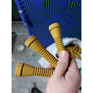 Combo 50 núm cao su vặt lông gà, vịt số 19 cao cấp màu vàng hoặc đen, chất liệu cao su thiên nhiên mềm dẻo, độ bền cao