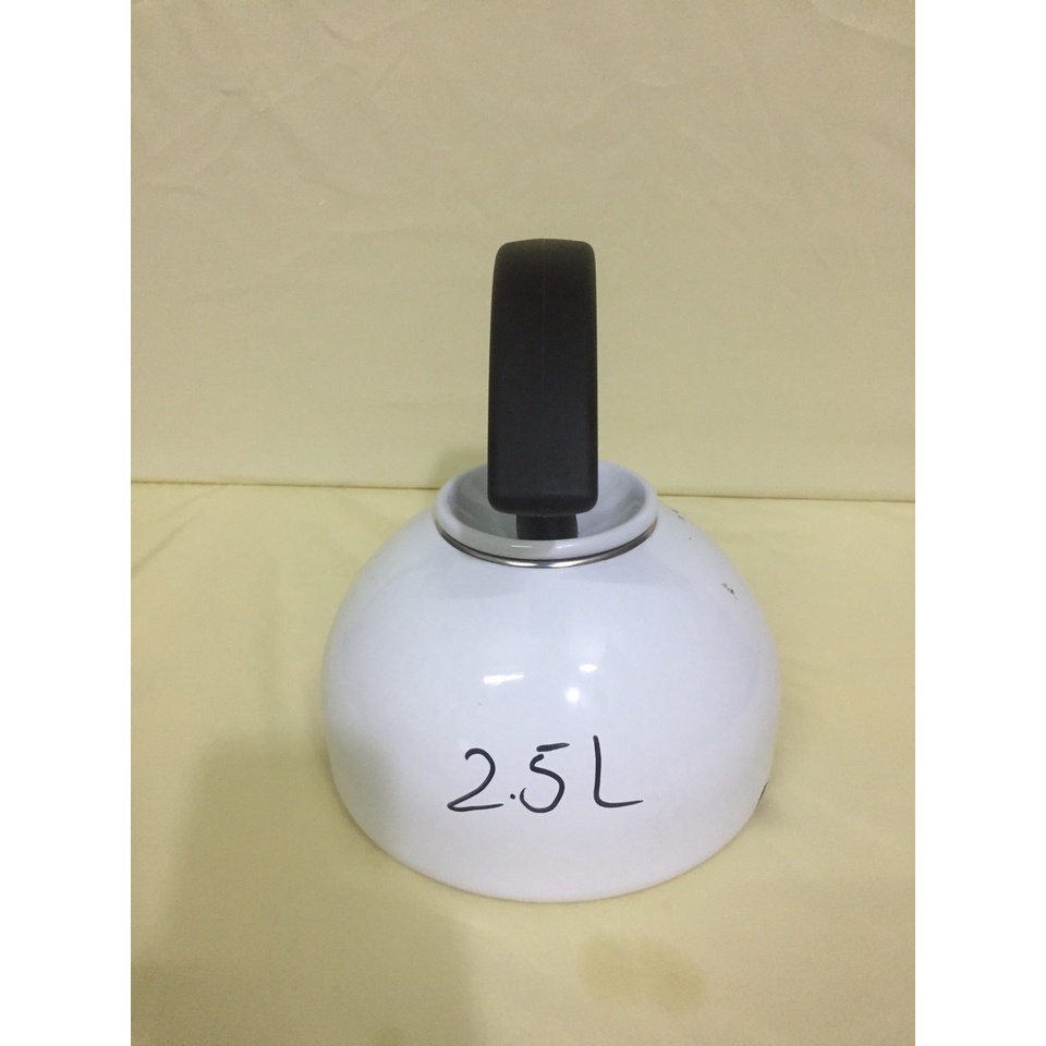 Ấm men có còi hú nội địa Nhật (2.5L) (mã 712), Dùng được bếp từ