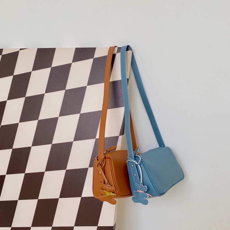 TaskyPoese - Túi đeo chéo charm chú gấu - Bear bag