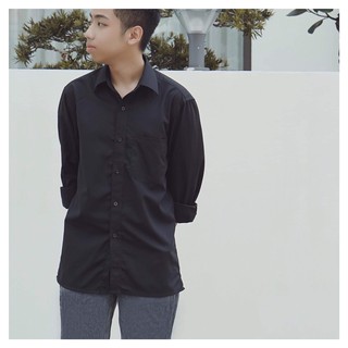 Sơ mi đen dáng suông