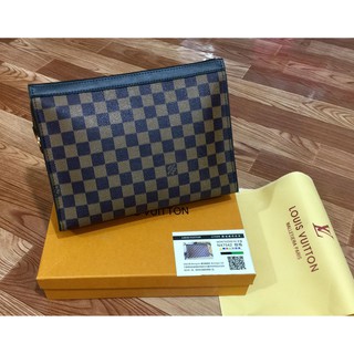 Clutch cầm tay Louis Vuitton da thật size 26