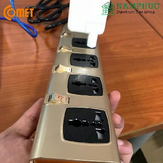 Ổ cắm Comet CESG1403 (4 Ổ cắm điện, dây 3 mét)