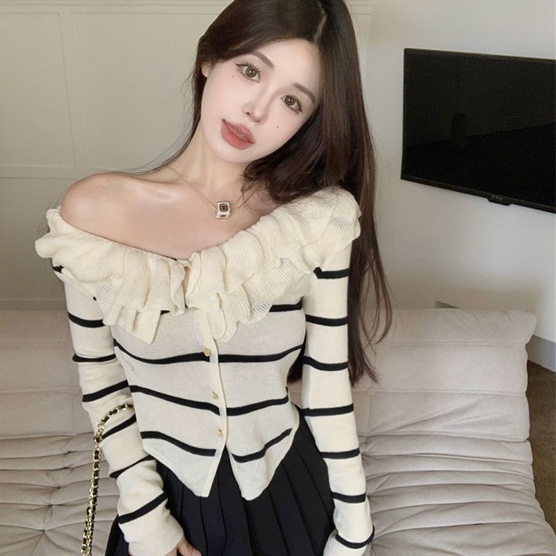 Áo cardigan COZOKC dệt kim tay dài dáng ngắn phối bèo thiết kế ôm sát