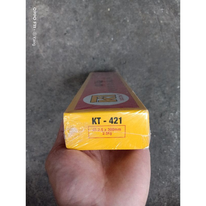 Que Hàn Điện Kim Tín KT-421 2.5mm hộp nặng 2.5kg chính hãng