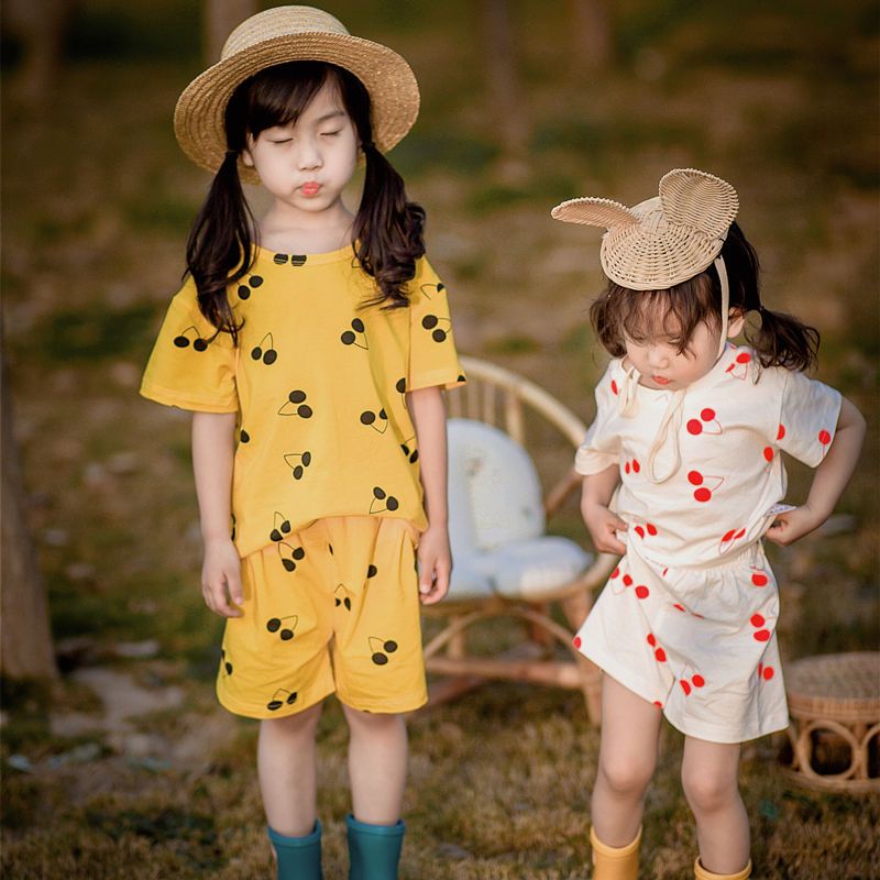 Set Áo Thun Ngắn Tay In Hình Quả Cherry Và Quần Short Thời Trang Mùa Hè Mới Cho Bé Gái