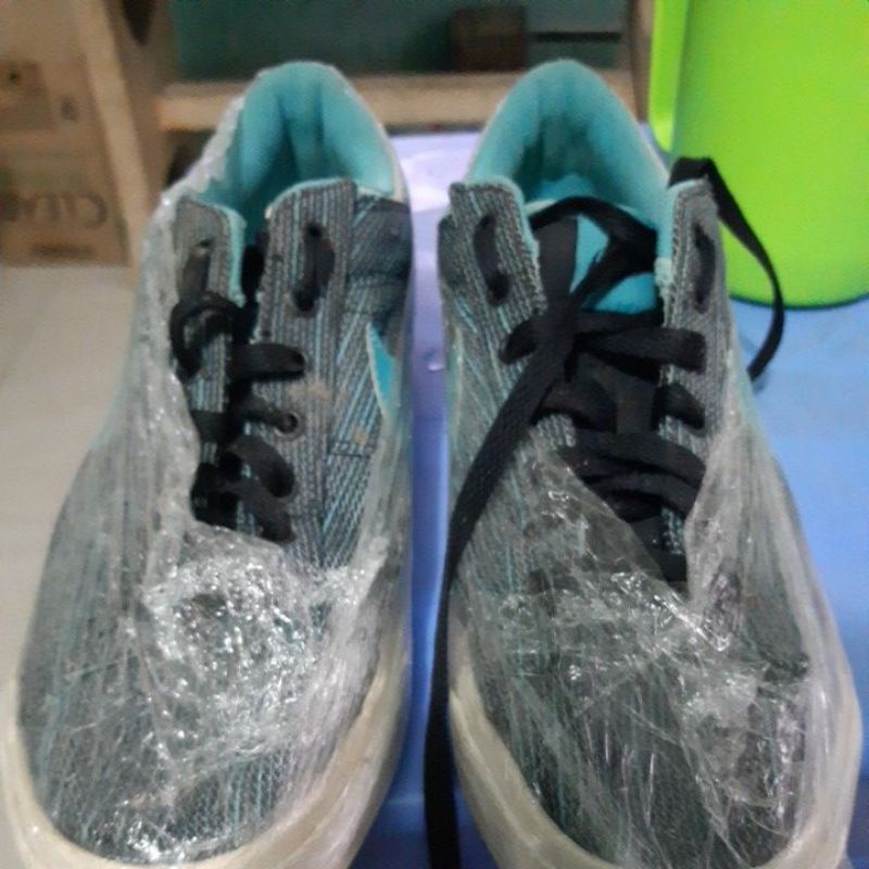 (SIZE 42.5) Giày thể thao chính hãng 2hand NIKE BLAZER LOW FLYKNIT