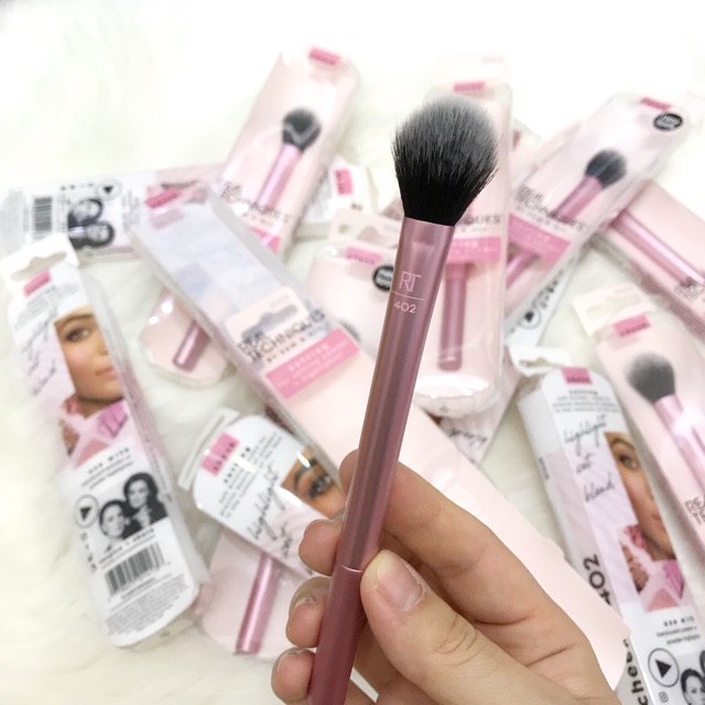 Cọ phủ phấn settingg powder and hightlight