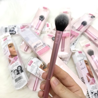 Cọ phủ phấn settingg powder and hightlight