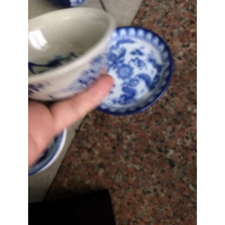 chén gốm sứ