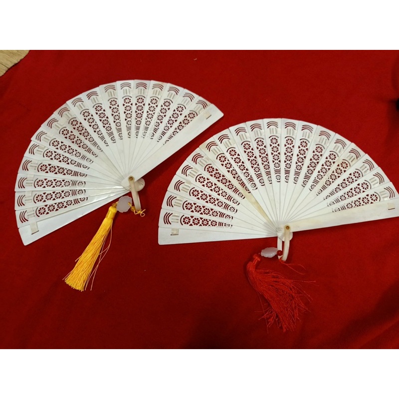 Quạt hầu bằng xương