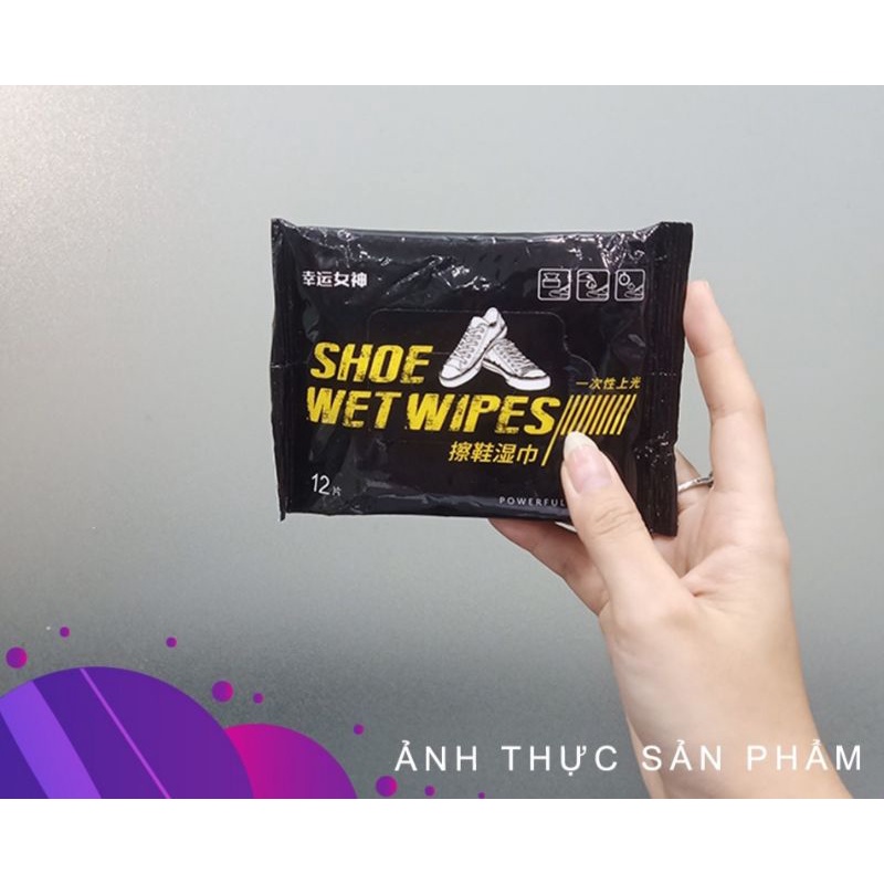 Khăn Lau Giày SHOES WET WIPES Đen (12 khăn) - Làm Sạch Vết Bẩn Trên Giày