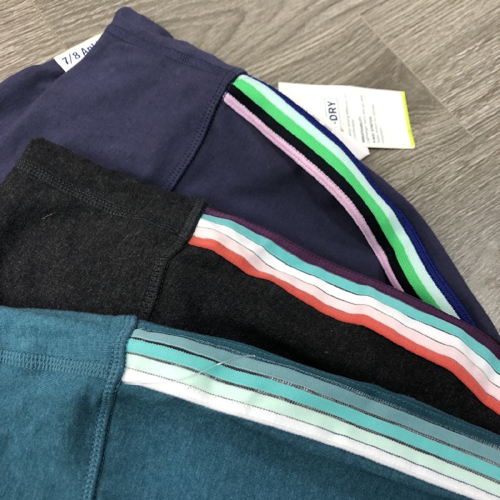 Quần tập OldNavy phối viền sọc