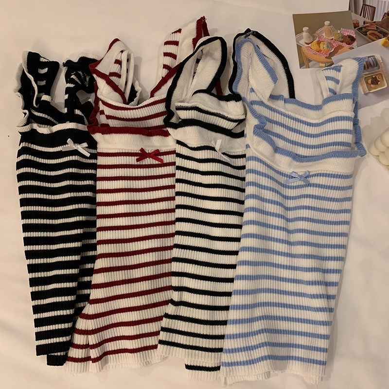 Áo Hai Dây Dáng Ôm Ngắn Phối Ren Họa Tiết Kẻ Sọc Phong Cách Hàn Quốc Quyến Rũ Cho Nữ