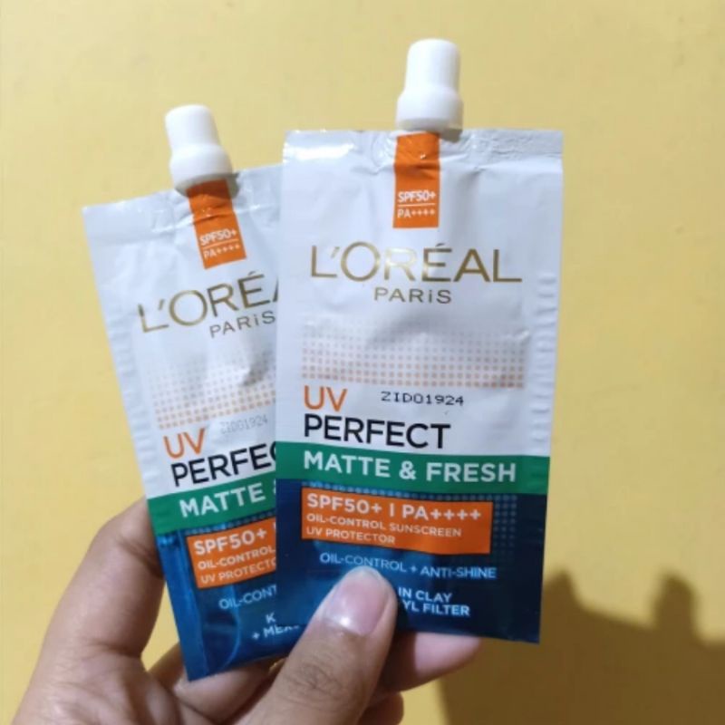 Kem Chống Nắng Kiềm Dầu Se Mịn Lỗ Chân Lông L'oreal UV Perfect Matte &amp; Fresh SPF50 PA++++