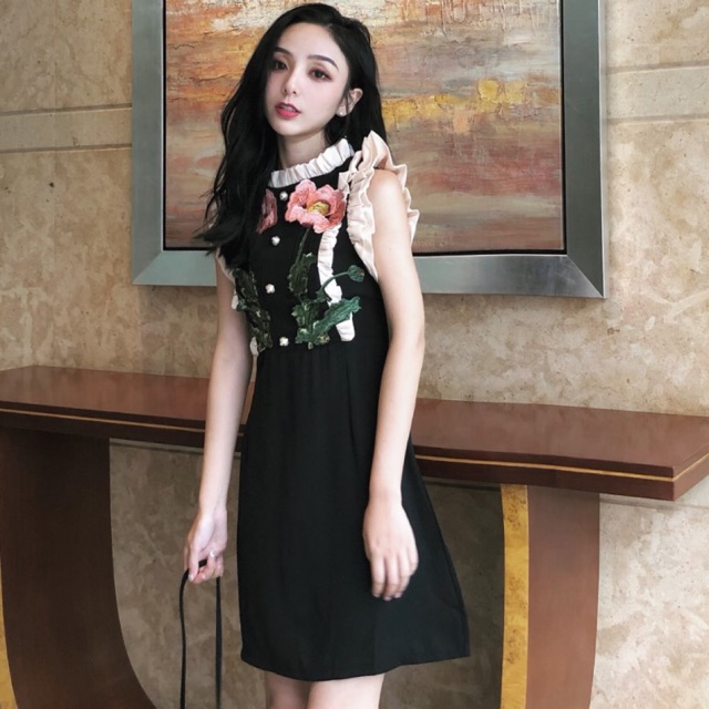 Đầm thêu hoa GIRL PARIS