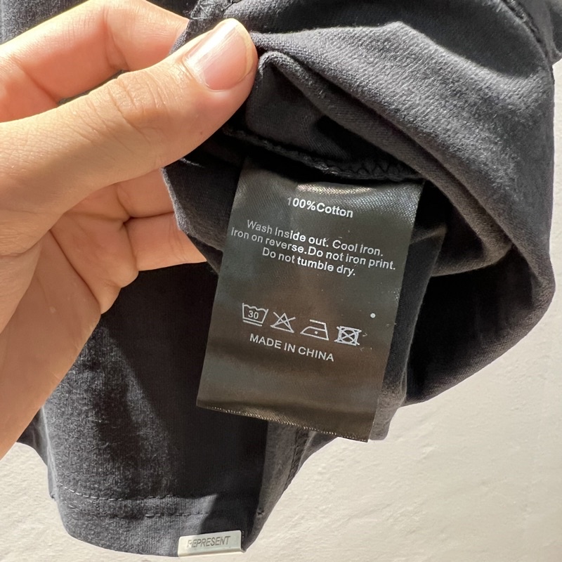 Áo thun Represent SS21 Vintage T-shirt màu đen bản cao cấp, Áo tee REPRESENT chất liệu cotton in hình form rộng oversize