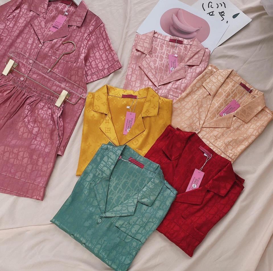 Bộ đồ Pijama lụa💖Bộ lụa gấm cộc-đùi hoạ tiết Di-o cao cấp [hàng chuẩn kèm Video+ảnh thật] | BigBuy360 - bigbuy360.vn