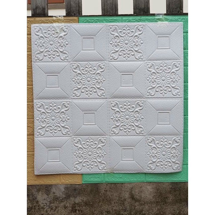 Xốp dán tường hoa văn tem nhũ nhiều màu sang nhất hiện nay trắng mẫu mới nhất , kt 70*70 cm