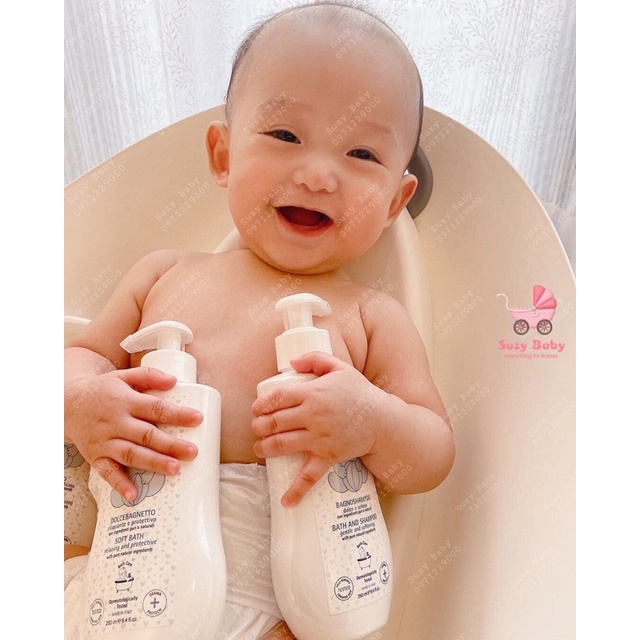 Sữa tắm gội Babycoccole 0m+ an toàn cho bé sơ sinh chiết xuất từ hoa sen 250ml - 400ml
