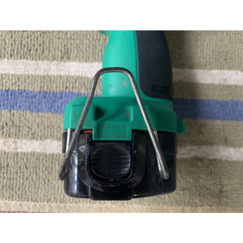Máy bắt vít Makita M693D đầu khía