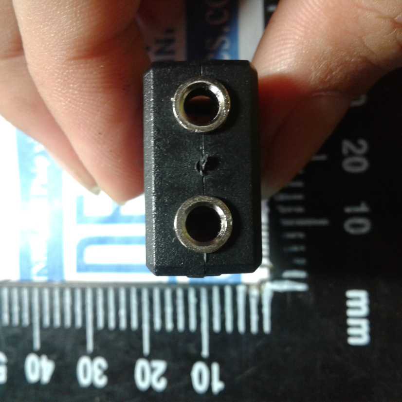 3 cái đầu nhựa cổng chia đầu đôi jack phone 3.5mm 1 sang 2 kde0214