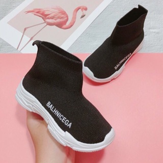 Bốt len cho bé size 22- 39. hàng có sẵn