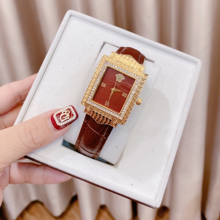 đồng hồ thời trang nữ đẹp VERSACE đeo tay  dây da cao cấp chống nước chống xước mặt tròn mạ vàng trẻ trung sành điệu | BigBuy360 - bigbuy360.vn
