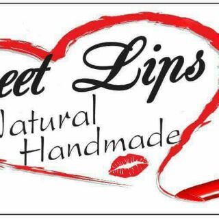 Combo tem thân son và đáy son. Siêu yêu. Chúng tôi nhận in ấn,thiết kế mẫu tem thương hiệu logo. Nhãn mác theo yêu cầu..