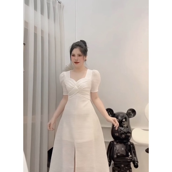 Đầm midi xốp chéo ngực xẻ tà trước