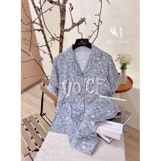 ĐỒ BỘ NGỦ PYJAMA LỤA ĐÙI HOẠ TIẾT BÁO CHỮ CAO CẤP
