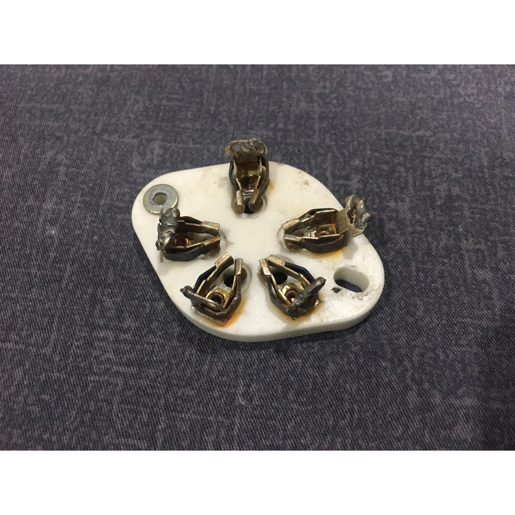 Đế đèn 807; FD422; FU7