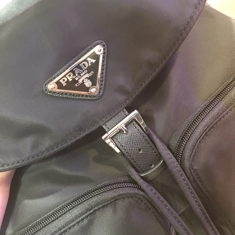 Balo nữ thương hiệu thời trang cao cấp Prada size 32 hàng vip 1-1