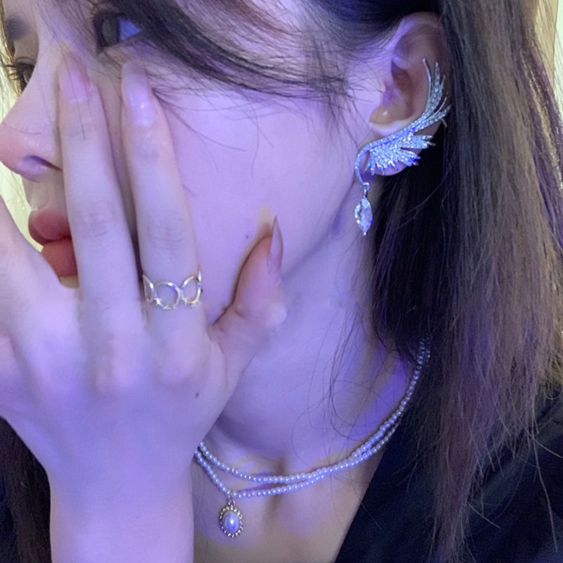 Bông Tai Cánh Thiên Thần Đính Đá Sang Trọng