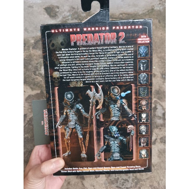 Mô hình NECA Ultimate Warrior Predator có sẵn