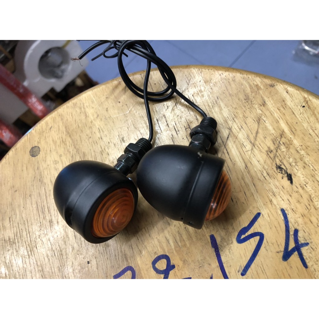 Tai xinhan hột vịt nhỏ cho anh em độ chế xe 67-cub-moto..đen nhám -