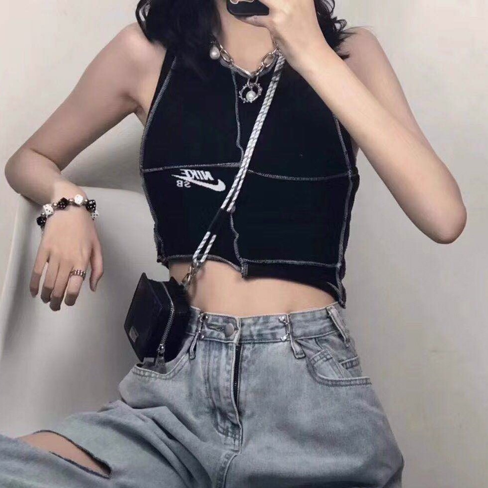 Áo croptop không tay dáng ôm phong cách thời trang 2020 dành cho phái đẹp | BigBuy360 - bigbuy360.vn